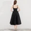 Simple Noire de retour Robe De Graduation 2020 Princesse Bretelles Spaghetti Noeud Sans Manches Dos Nu Thé Longueur Robe De Ceremonie
