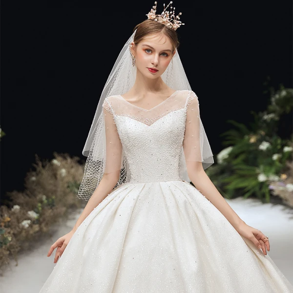 Luxe Glitter Ivoire Robe De Mariée 2020 Robe Boule V-Cou Perlage Cristal Paillettes Manches Courtes Dos Nu Royal Train