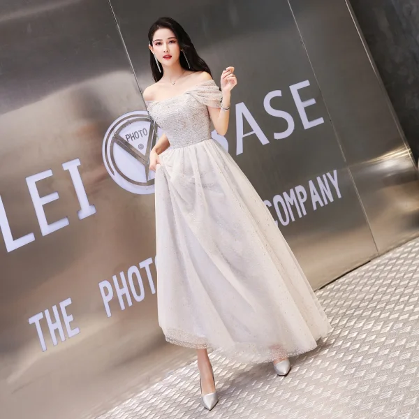 Chic / Beautiful Grape Prom Dresses 2020 A-Line / Princess Off-The-Shoulder Glitter Beading Pearl Short Sleeve Backless Floor-Length / Long Formal Dresses