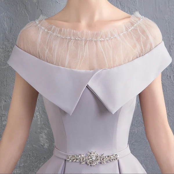 Chic / Beautiful Grey Homecoming Graduation Dresses 2018 A-Line / Princess Rhinestone Sash Scoop Neck Short Sleeve Tea-length Formal Dresses
