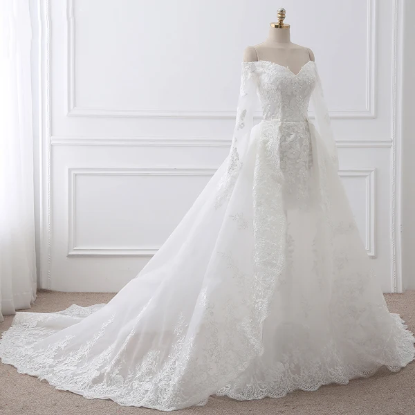Chic / Belle Robe Boule Robe De Mariée 2017 Manches Longues Appliques Paillettes En Dentelle Trompette / Sirène Détachable Chapel Train