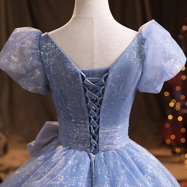 Scintillantes Bleu Ciel Glitter Robe De Bal 2021 Robe Boule Encolure Dégagée Gonflée Manches Courtes Noeud Dos Nu Longue Robe De Ceremonie