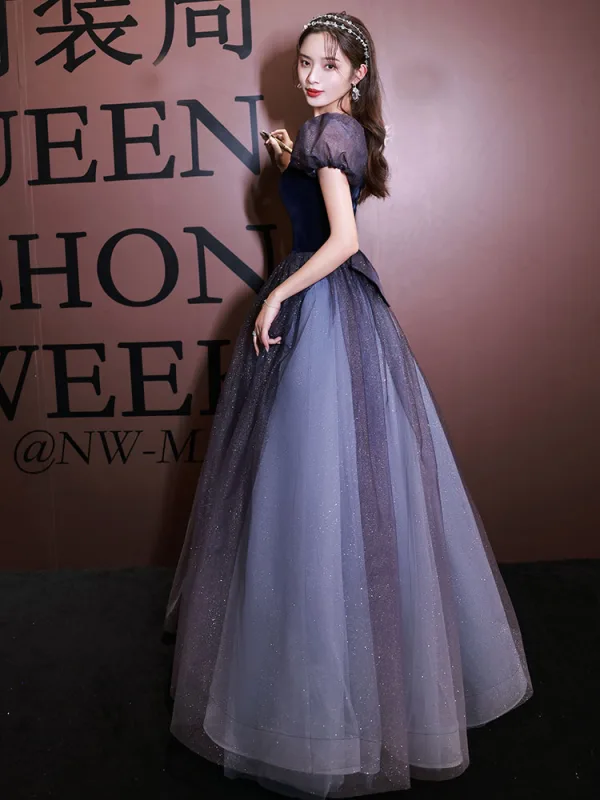 Charmant Bleu Marine Glitter Paillettes Robe De Bal 2021 Princesse Encolure Carrée Gonflée Manches Courtes Dos Nu Longue Robe De Ceremonie