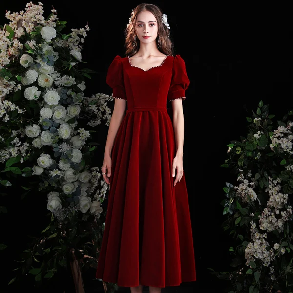 Chic / Beautiful Burgundy Suede Homecoming Graduation Dresses 2021 A-Line / Princess Pearl Square Neckline Puffy Short Sleeve Backless Bow Tea-length Formal Dresses