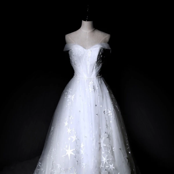 Amazing / Unique White Wedding Dresses 2018 A-Line / Princess Off-The-Shoulder Short Sleeve Backless Star Tulle Ruffle Royal Train