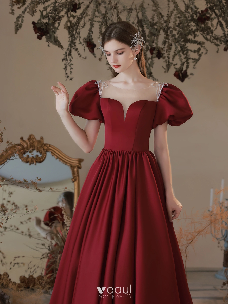 Elegant Burgundy Satin Prom Dresses 2021 A-Line / Princess Beading Puffy  Scoop Neck Short Sleeve Prom Floor-Length / Long Formal Dresses