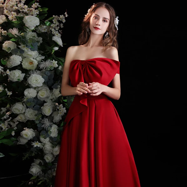 Fashion Burgundy Satin Prom Dresses 2021 A-Line / Princess One-Shoulder Bow Sleeveless Backless Floor-Length / Long Formal Dresses