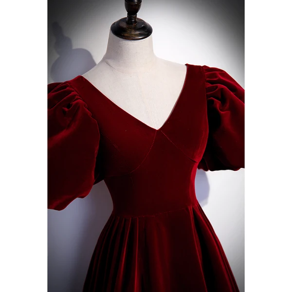 Elegant Burgundy Velour Prom Dresses 2022 A-Line / Princess Suede V-Neck Short Sleeve Backless Floor-Length / Long Formal Dresses