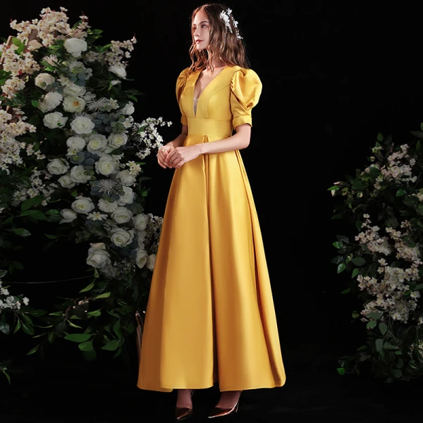 Vintage / Retro Yellow Satin Prom Dresses 2021 A-Line / Princess V-Neck Puffy Short Sleeve Backless Floor-Length / Long Formal Dresses