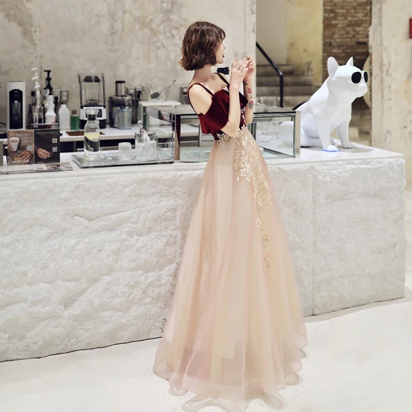 Chic / Belle Bordeaux Daim Robe De Bal 2022 Princesse Bretelles Spaghetti Manches Courtes Dos Nu Appliques Longue Robe De Ceremonie