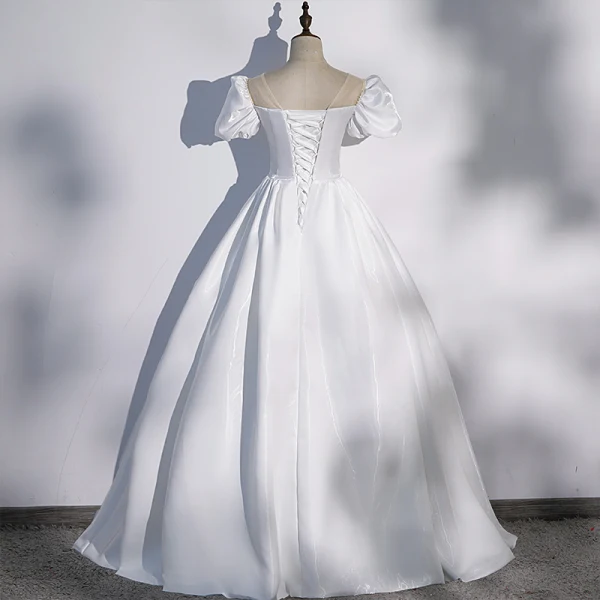Elegant Black Satin Prom Dresses 2022 Ball Gown Scoop Neck Puffy Short Sleeve Beading Bow Backless Floor-Length / Long Formal Dresses