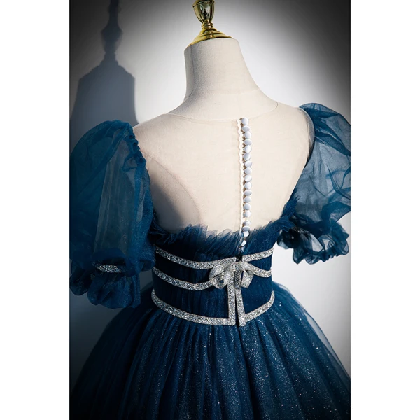 Élégant Océan Bleu Paillettes Robe De Bal 2022 Robe Boule Encolure Dégagée Gonflée Manches Courtes Noeud Longue Robe De Ceremonie