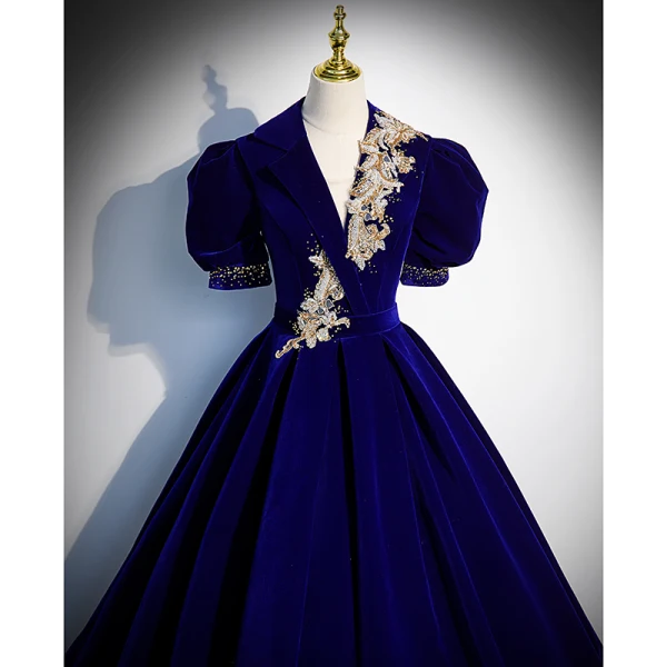 Vintage / Retro Royal Blue Suede Prom Dresses 2022 Ball Gown V-Neck Puffy Short Sleeve Rhinestone Lace Flower Backless Floor-Length / Long Formal Dresses