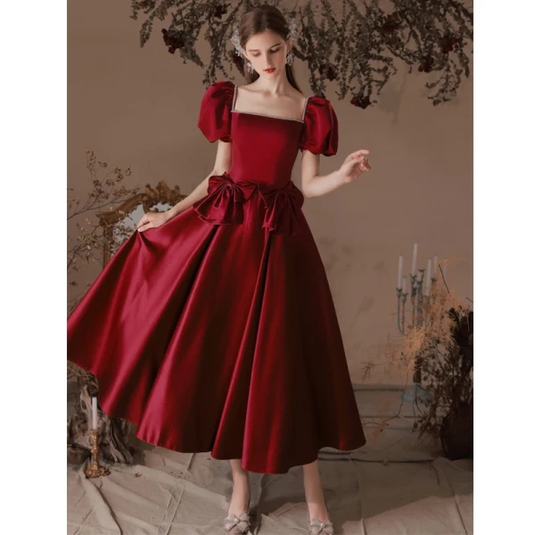 Elegant Burgundy Satin Prom Dresses 2022 A-Line / Princess Square Neckline Puffy Short Sleeve Bow Backless Floor-Length / Long Prom Formal Dresses