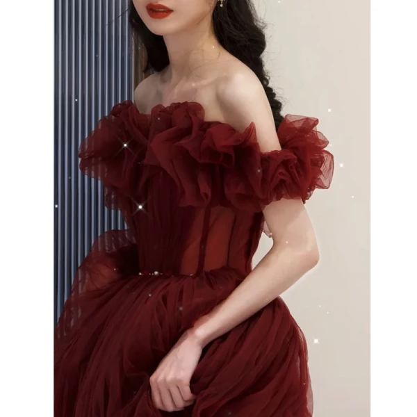 Charming Burgundy Pleated Prom Dresses 2022 A-Line / Princess Off-The-Shoulder Short Sleeve Backless Floor-Length / Long Formal Dresses