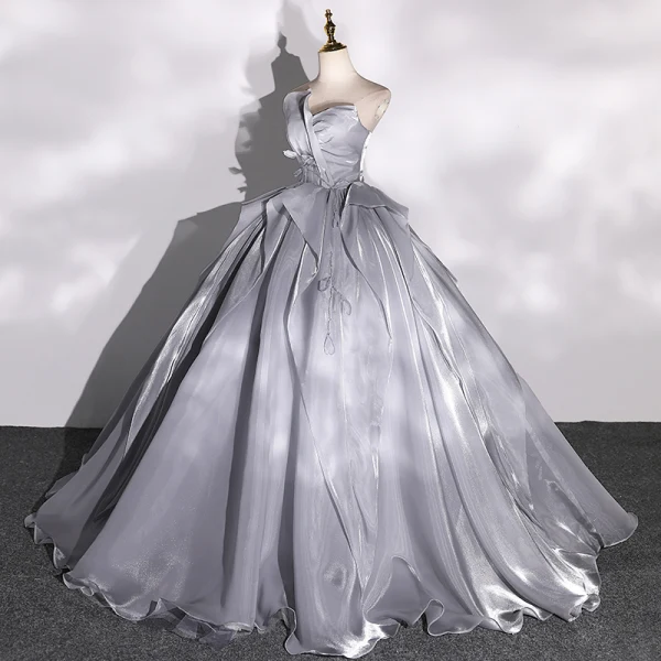 Mode Silber Grau Fallende Rüsche Ballkleider 2022 Ballkleid Bandeau Ärmellos Rückenfreies Lange Festliche Kleider