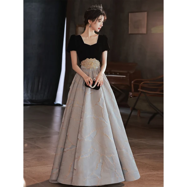 Elegante Schwarz Ballkleider 2022 A Linie Perle Eckiger Ausschnitt Spitze Blumen Kurze Ärmel Rückenfreies Lange Festliche Kleider