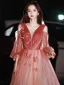 Charmant Rouge En Dentelle Papillon Robe De Bal 2022 Princesse Faux Diamant V-Cou Manches Longues Dos Nu Longue Robe De Ceremonie