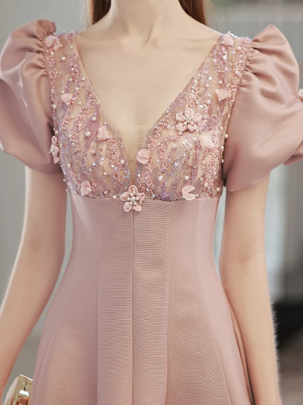 Elegant Blushing Pink Satin Prom Dresses 2022 A-Line / Princess V-Neck Beading Pearl Rhinestone Appliques Puffy Short Sleeve Bow Backless Floor-Length / Long Formal Dresses