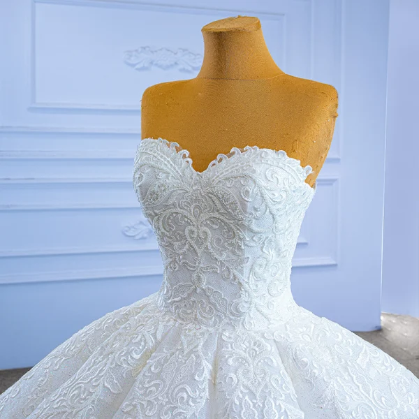 High End Weiß Spitze Blumen Brautkleider / Hochzeitskleider 2022 Ballkleid Bandeau Ärmellos Rückenfreies Kapelle-Schleppe Hochzeit