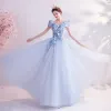 Fairytale Sky Blue Prom Dresses 2020 A-Line / Princess V-Neck Appliques Pearl Lace Flower Short Sleeve Backless Floor-Length / Long Formal Dresses