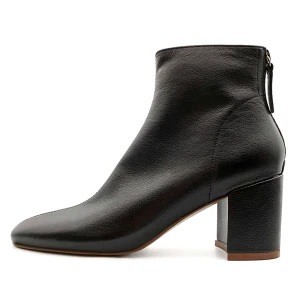 Fashion Black Casual Womens Boots 2020 Leather 7 Cm Thick Heels Pointed Toe Boots