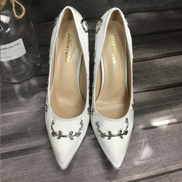 Schöne Champagner Freizeit Pumps 2020 Leder Satin 9 cm Stilettos Spitzschuh Pumps
