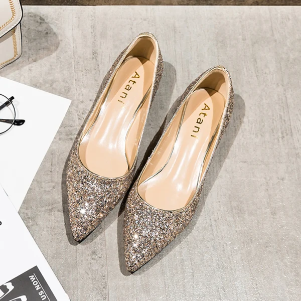 Charmant Argenté Chaussure De Mariée 2020 Paillettes À Bout Pointu Plate Mariage Escarpins