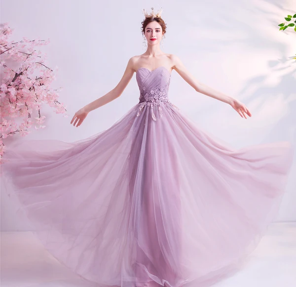 Charmant Lilas Robe De Soirée 2020 Princesse Bustier Perlage Paillettes Cristal Appliques En Dentelle Fleur Sans Manches Dos Nu Longue Robe De Ceremonie