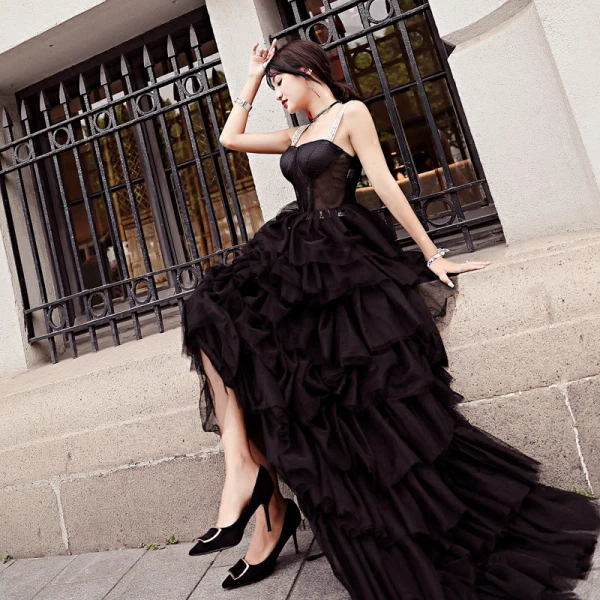 Moderne / Mode Noire Robe De Soirée 2018 Princesse Transparentes Asymétrique Bretelles Spaghetti Dos Nu Sans Manches Robe De Ceremonie