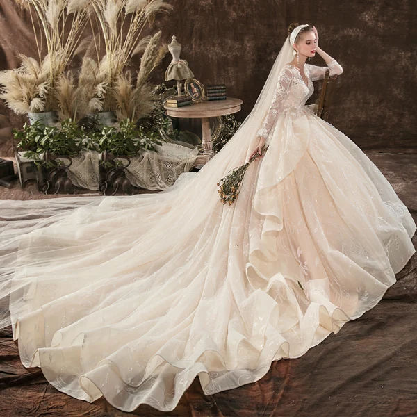 Elegant Ball Gown Champagne Empire Pregnant Wedding Dresses 2020 V-Neck Beading Sequins Lace Flower Long Sleeve Backless Cathedral Train