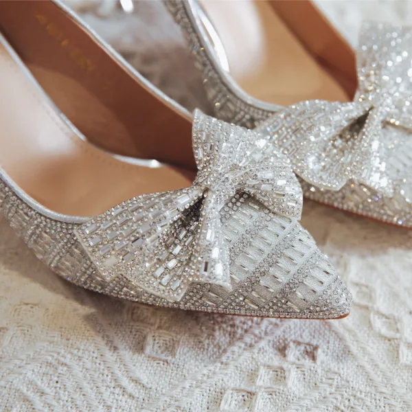 Charmant Silber Kristall Brautschuhe 2020 Strass Schleife 8 cm Stilettos Spitzschuh Hochzeit Pumps