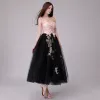 Schöne Schwarz Rosa Abendkleider 2018 A Linie Mit Spitze Applikationen Perle Herz-Ausschnitt Rückenfreies Ärmellos Wadenlang Festliche Kleider