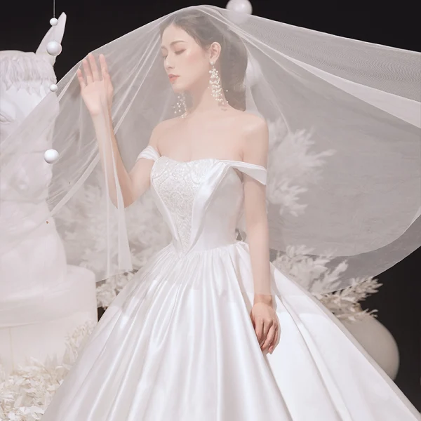 High-end Ivory Satin Wedding Dresses 2020 Ball Gown Off-The-Shoulder Pearl Lace Flower Sleeveless Backless Cathedral Train