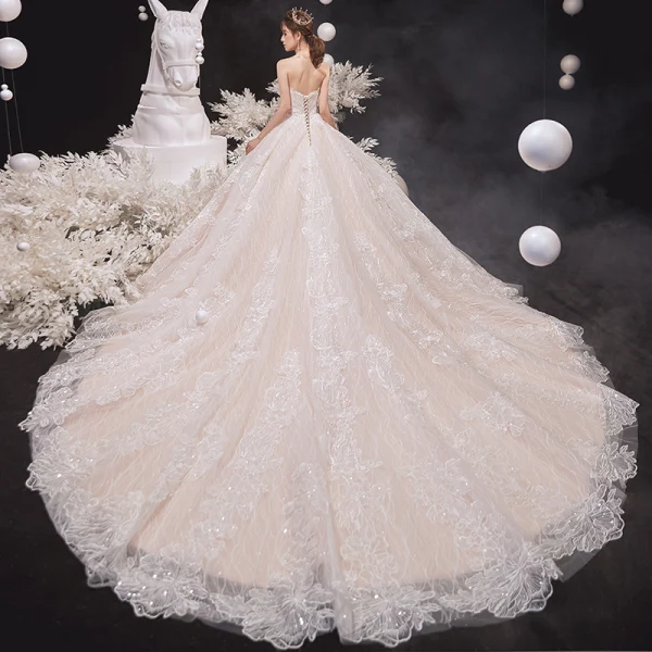 Charming Ivory Wedding Dresses 2020 Ball Gown Strapless Sequins Lace Flower Sleeveless Backless Royal Train