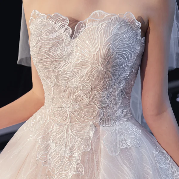 Charming Ivory Lace Flower Wedding Dresses 2020 Ball Gown Strapless Sequins Sleeveless Backless Royal Train