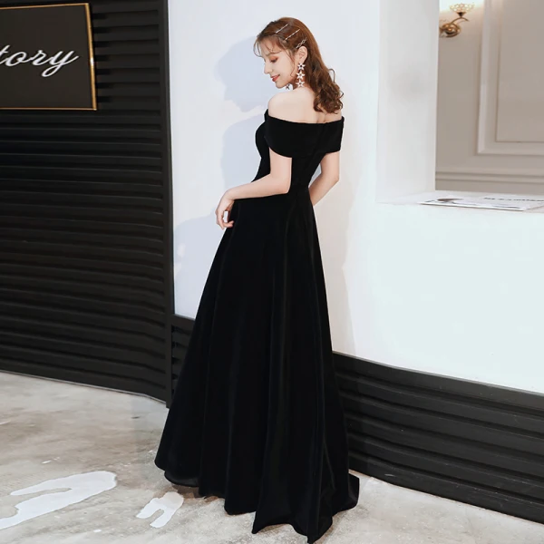 Chic / Beautiful Black Evening Dresses 2020 A-Line / Princess Suede Off-The-Shoulder Bow Sleeveless Backless Floor-Length / Long Formal Dresses