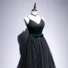 Fashion Black Homecoming Spotted Little Black Dress 2020 A-Line / Princess Spaghetti Straps Suede Bow Sleeveless Backless Tea-length Graduation Dresses
