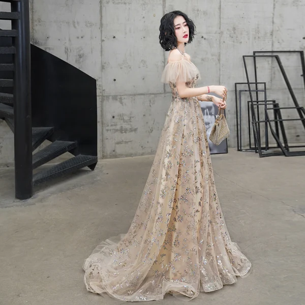 Charming Champagne Evening Dresses  2020 A-Line / Princess Spaghetti Straps Sequins Lace Flower Short Sleeve Backless Sweep Train Formal Dresses