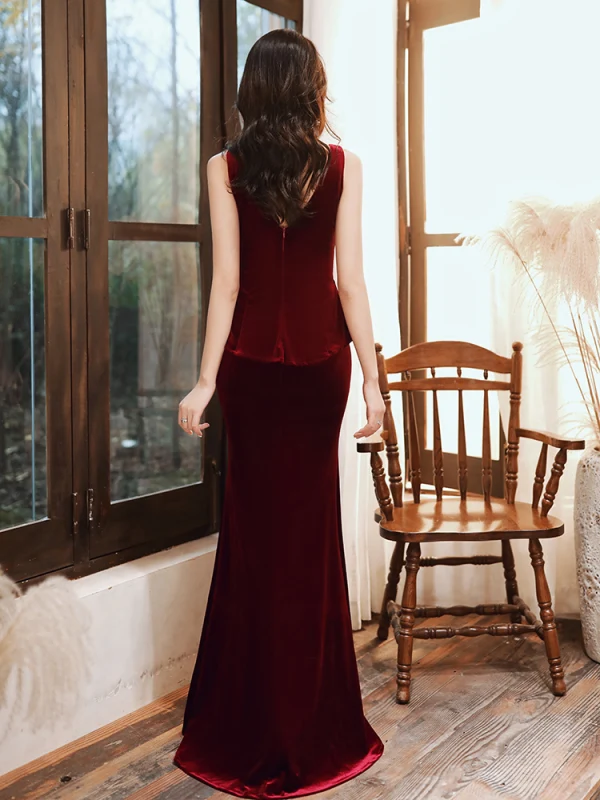Sexy Bordeaux Daim Robe De Soirée 2020 Trompette / Sirène V-Cou Cristal Sans Manches Dos Nu Longue Robe De Ceremonie