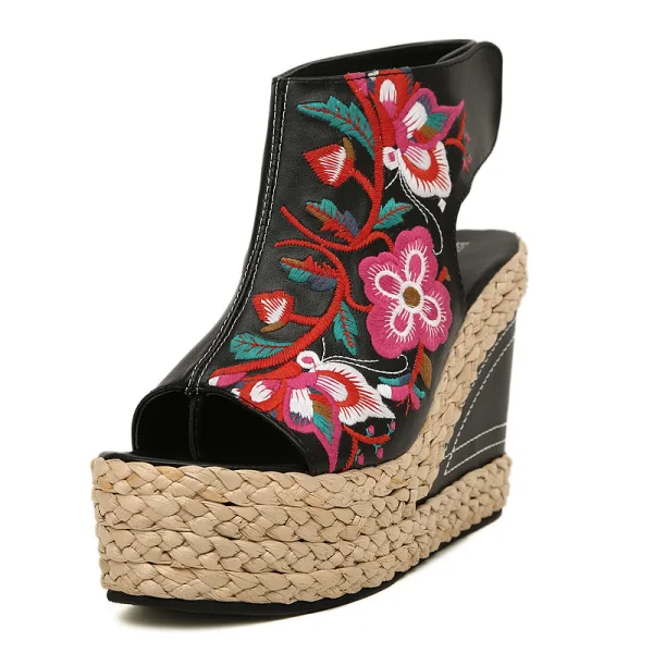 Chic / Beautiful Black Street Wear Womens Sandals 2020 Leather Braid Embroidered 11 cm Wedges Open / Peep Toe Sandals