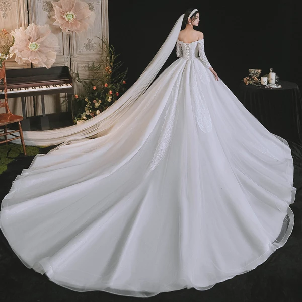 Luxe Ivoire Perlage Perle En Dentelle Fleur Robe De Mariée 2021 Robe Boule De l'épaule Manches Courtes Dos Nu Royal Train Mariage