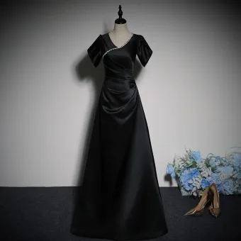 Chic Belle Noire Faux Diamant Satin Robe De Bal 2023 Princesse V Cou Manches Courtes Longue Promo Robe De Ceremonie
