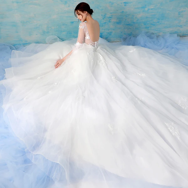 Chic / Belle Blanche Robe De Mariée 2018 Robe Boule En Dentelle Appliques Perlage Paillettes V-Cou Dos Nu 3/4 Manches Cathedral Train Mariage