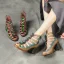 Vintage / Originale Ethnique Été Violet Vêtement de rue Sandales Femme 2020 Cuir Fleur 6 cm Talons Épais Peep Toes / Bout Ouvert Sandales