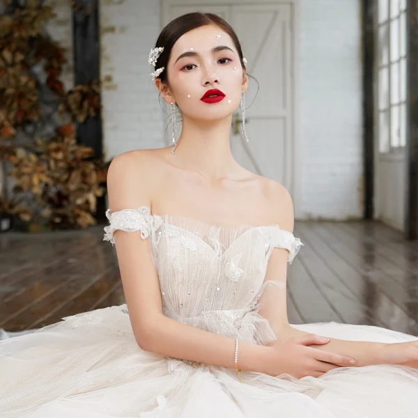 Luxury / Gorgeous Charming Champagne Wedding Dresses 2020 A-Line / Princess Ruffle Off-The-Shoulder Beading Backless Rhinestone Sequins Sleeveless Court Train