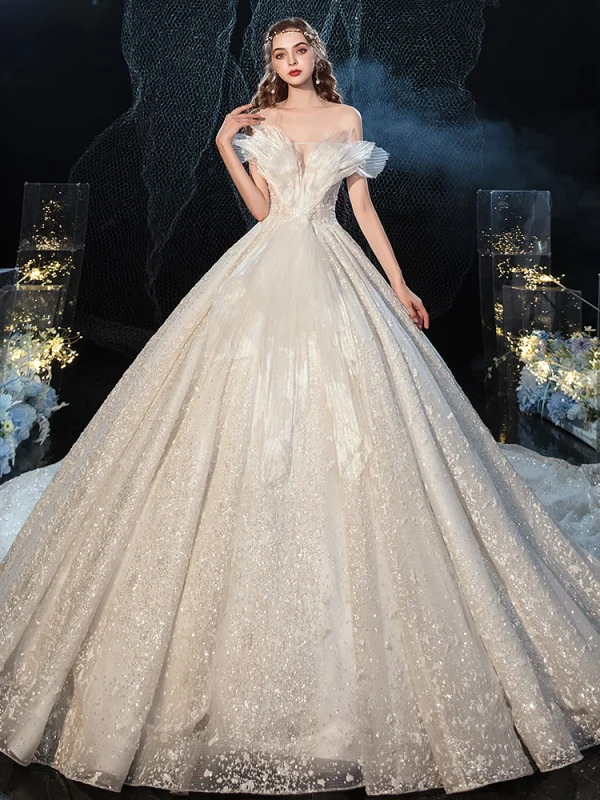 Luxury / Gorgeous Charming Champagne Wedding Dresses 2020 Ball Gown Ruffle Strapless Lace Sequins Short Sleeve Backless Royal Train