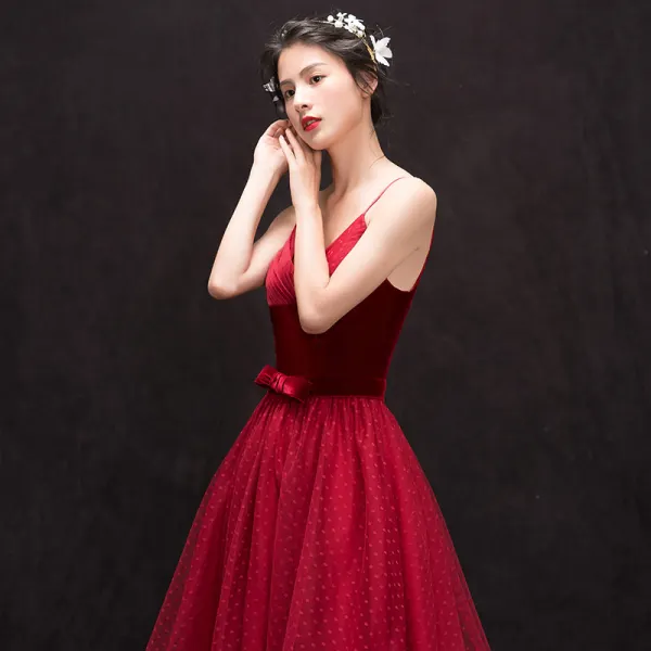 Lovely Burgundy Homecoming Graduation Dresses 2018 A-Line / Princess Suede Bow Spaghetti Straps Backless Sleeveless Tea-length Formal Dresses