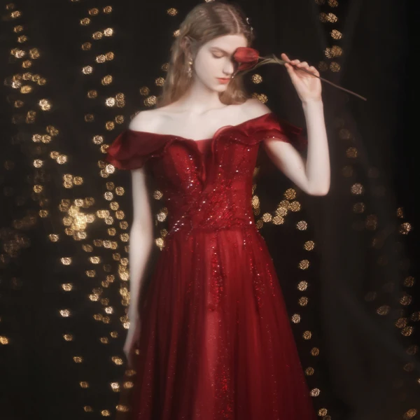 Charming Burgundy Prom Dresses 2021 A-Line / Princess Off-The-Shoulder Beading Sequins Short Sleeve Backless Floor-Length / Long Formal Dresses