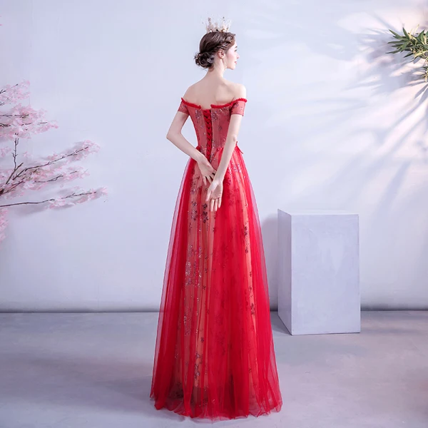 Charming Red Evening Dresses Crossed Straps A-Line / Princess Off-The-Shoulder Sequins Lace Flower Short Sleeve Backless Floor-Length / Long Formal Dresses